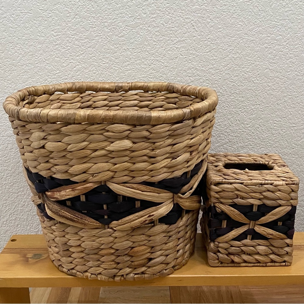 Set of 2 Basket & Tissue Holder Set Wicker Woven Boho Bathroom Accessories